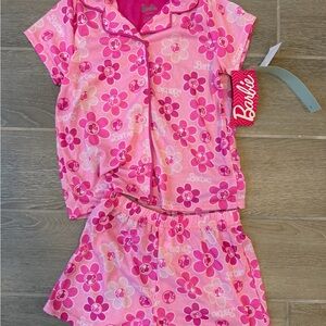 NWT Barbie Pink 2 Piece Floral Short Sleeve Shorts Pajama Set Girls Size S(6/6X)